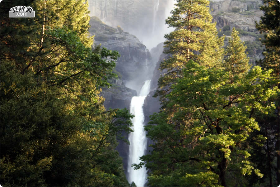 “ヨセミテ滝”